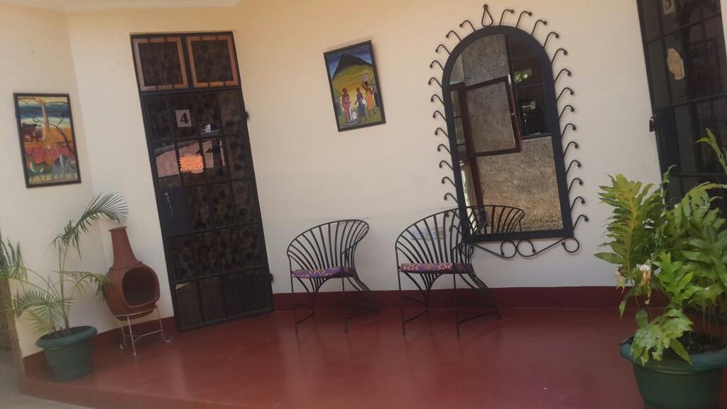 Mama Simba Bed And Breakfast Moshi Моши Экстерьер фото